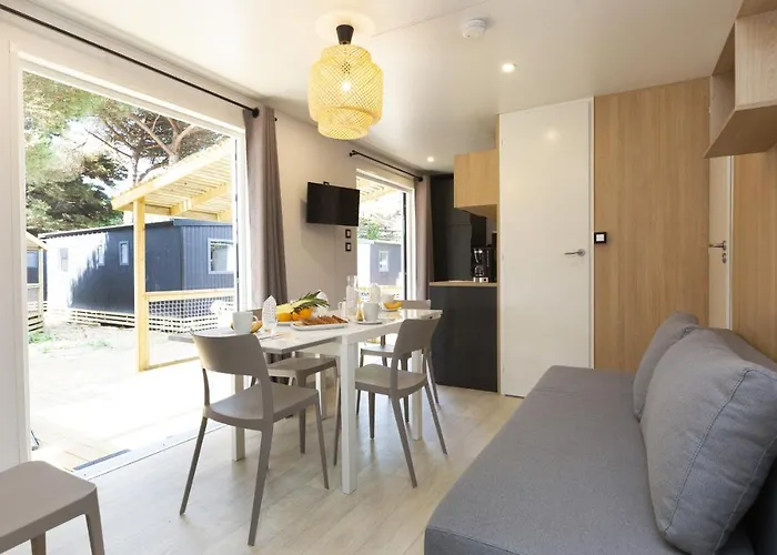 Les Tamarins Camping