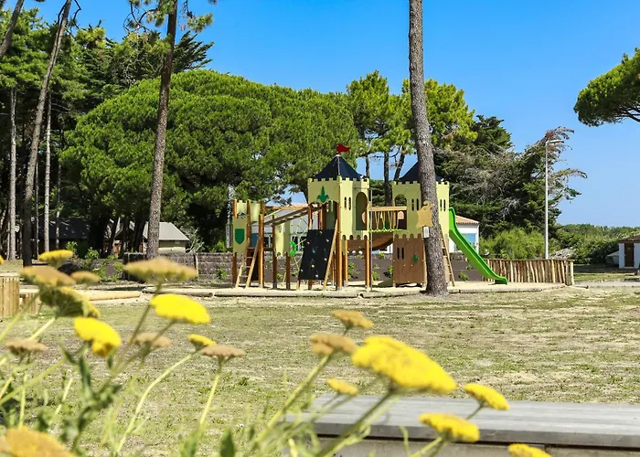 Les Tamarins Camping