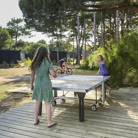 Domaine Residentiel De Plein Air Les Tamarins 4* Le Bois-Plage-en-Re