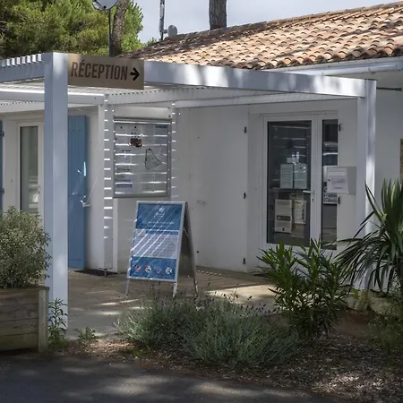 Domaine Residentiel De Plein Air Les Tamarins 4* Le Bois-Plage-en-Re