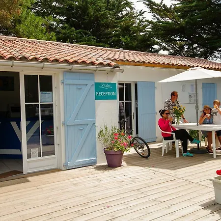 Campsite Domaine Residentiel De Plein Air Les Tamarins